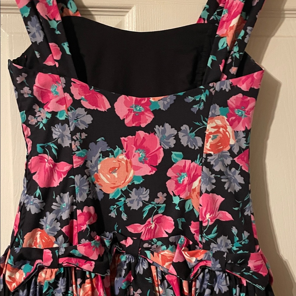 Vintage 80’s Laura Ashley Spring Floral Dress - Picture 9 of 11